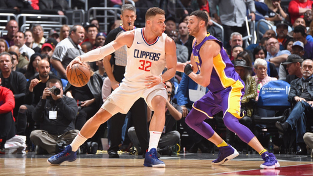 Griffin hurt; Clippers hang on to beat Lakers 120-115 (Nov 27, 2017)